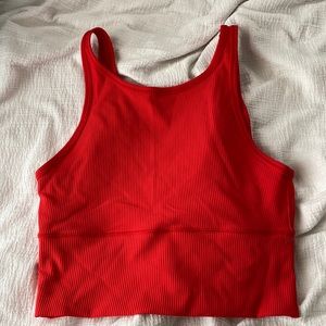 Power pivot ribbed tank top